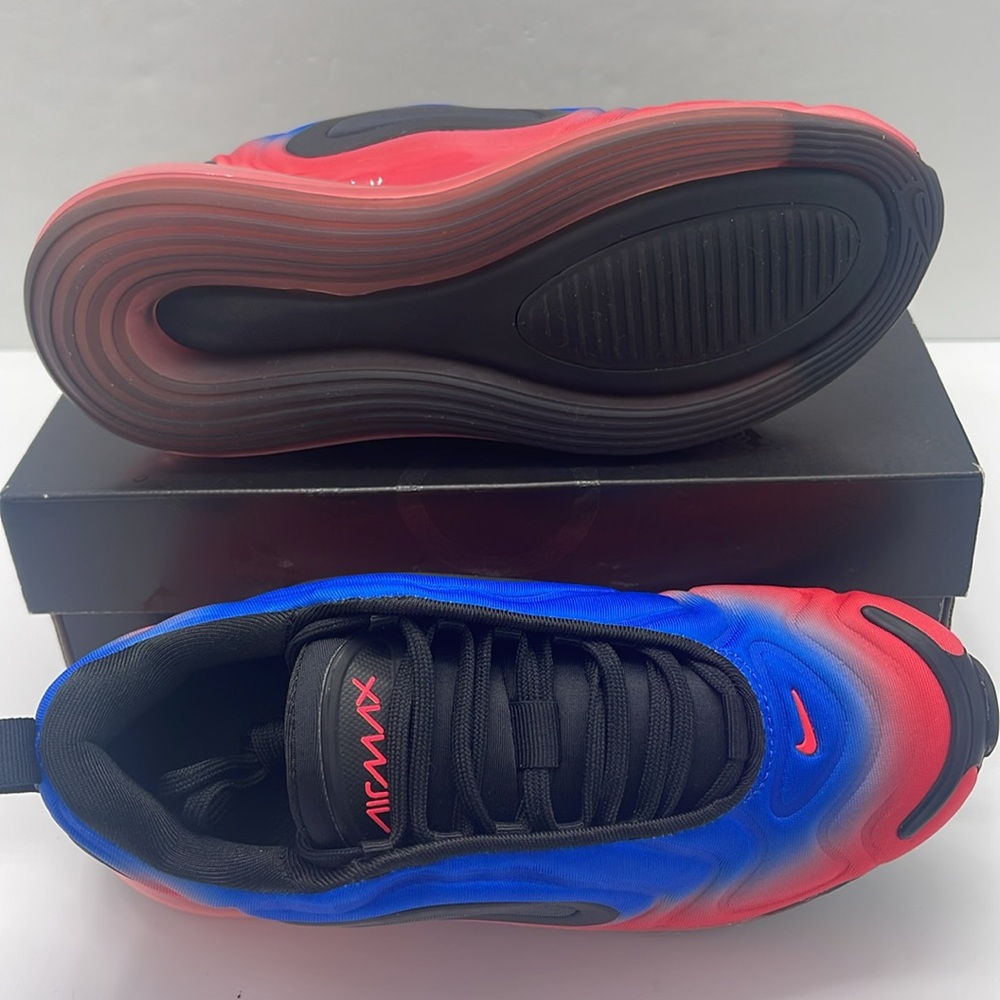 Nike WMNS NIKE AIR MAX 720
BLACK/RACER BLUE-FLASH CRIMSON
AQ3196 013 Sneakers - Picture 3 of 16